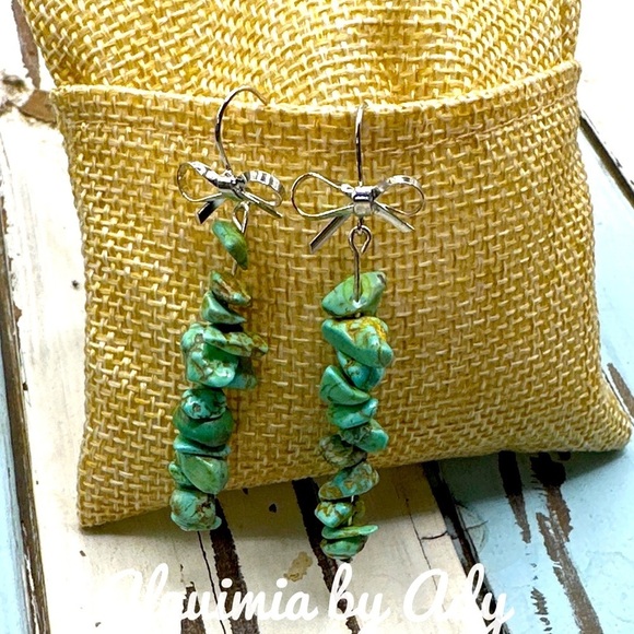 Alquimia by Aly Green Stone Earrings - Picture 1 of 5